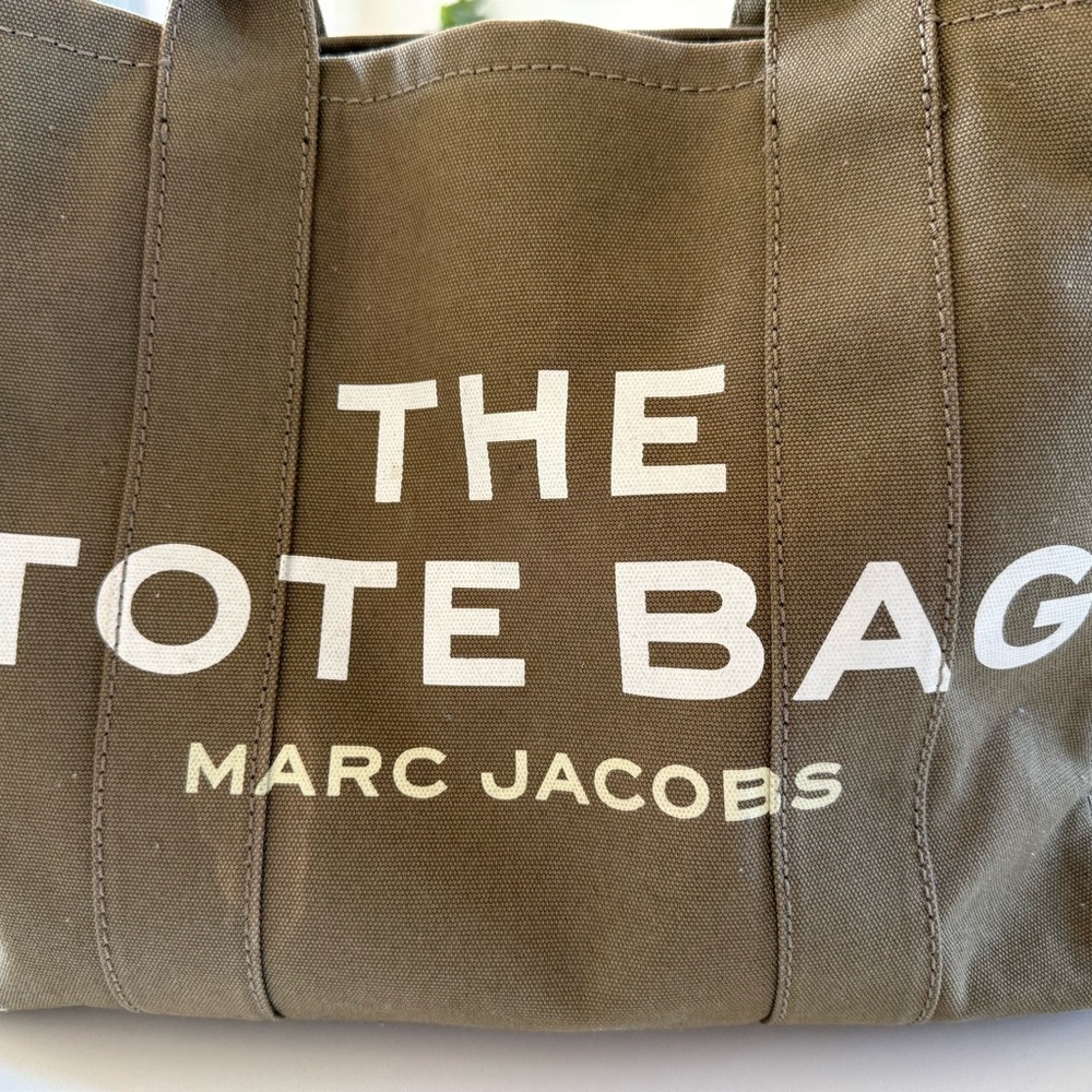 Marc Jacobs green tote Bag